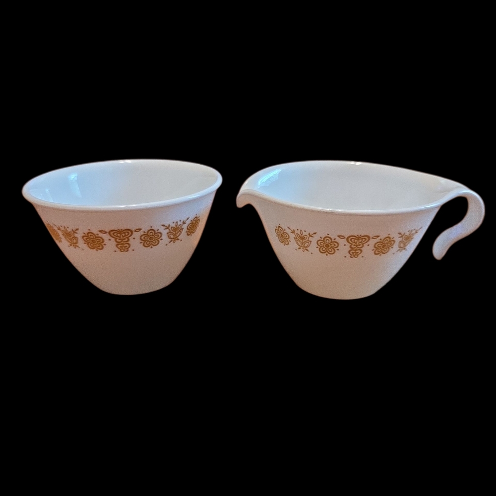 Vintage Corelle Butterly Gold Cream And Sugar Set